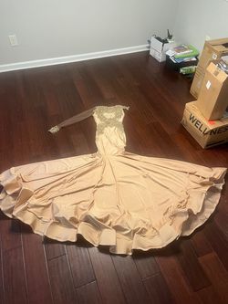 Gold Size 00 Mermaid Dress on Queenly