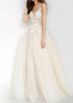 Style 1-973501256-98 JOVANI White Size 10 Embroidery Pageant Floor Length Tall Height Ball gown on Queenly