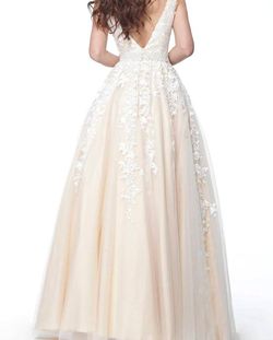 Style 1-327313298-238 JVN White Size 12 Pageant Prom Plunge Ball gown on Queenly