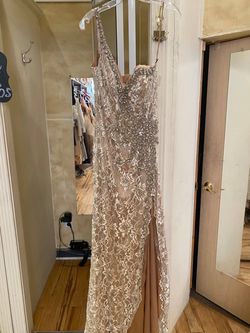 Style 1-1912796354-1901 Terani Couture Gold Size 6 Lace Free Shipping Side slit Dress on Queenly