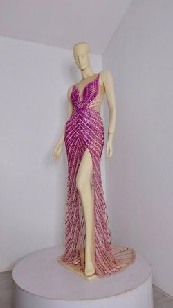 Ratee Siranan Pink Size 2 A-line Dress on Queenly
