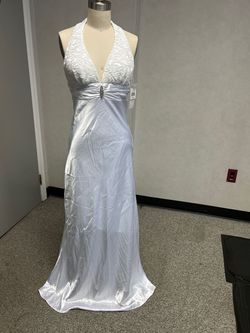 David's Bridal White Size 2 Military Straight Dress on Queenly