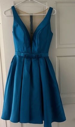 Sherri Hill Blue Size 0 Sherry Hill Cocktail Dress on Queenly
