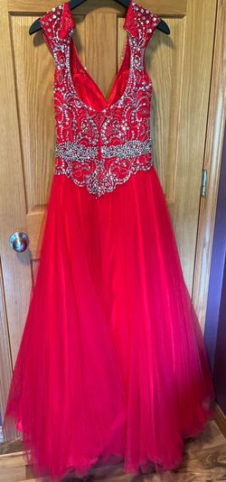 Mac Duggal Red Size 8 Quinceanera Floor Length Straight Dress on Queenly