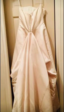 Nude Size 12 Train Dress on Queenly