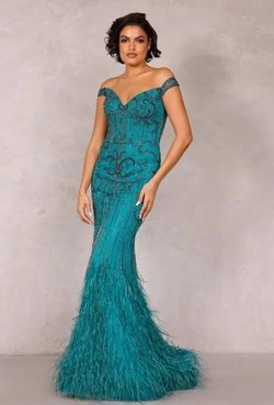 Terani Couture Green Size 4 Free Shipping Mermaid Dress on Queenly