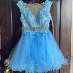 Lets Fashion Blue Size 0 Short Height Medium Height Cocktail Dress on Queenly