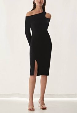 Style 1-3097561401-3236 krisa Black Size 4 Free Shipping Side Slit Cocktail Dress on Queenly