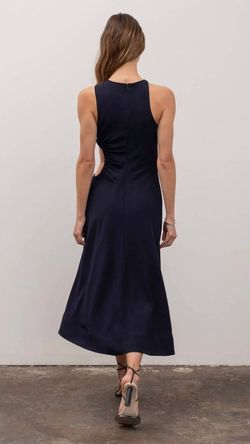 Style 1-5476460-2791 MOON RIVER Blue Size 12 Wedding Guest Graduation Navy Cocktail Dress on Queenly