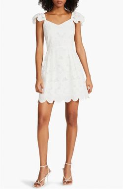 Style 1-3372294055-1901 STEVE MADDEN White Size 6 Bachelorette Floral Engagement Sorority Summer Cocktail Dress on Queenly
