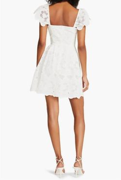 Style 1-3372294055-98 STEVE MADDEN White Size 10 Bachelorette Floral Engagement Sorority Summer Cocktail Dress on Queenly