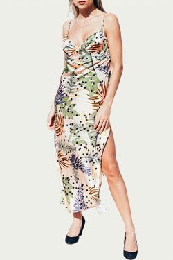 Style 1-1028026140-3107 SUKISO Multicolor Size 8 Satin Side Slit Polyester Cocktail Dress on Queenly