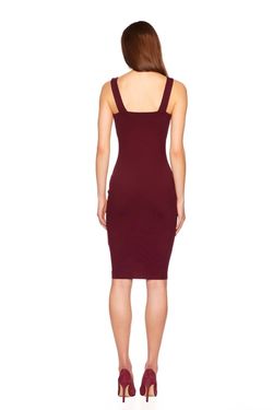 Style 1-287005320-3236 Susana Monaco Red Size 4 Boat Neck Fitted Cocktail Dress on Queenly