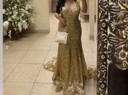 Jovani Gold Size 8 Free Shipping Plunge Floor Length Prom Mermaid Dress on Queenly