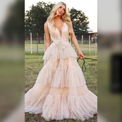 Style -1 Nude Size 0 Ball gown on Queenly
