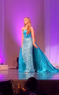 Sherri Hill Green Size 2 Floor Length Strapless Train Dress on Queenly