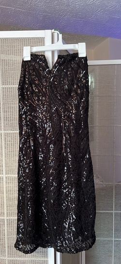 Charlotte Russe Black Size 12 Plus Size Homecoming Cocktail Dress on Queenly