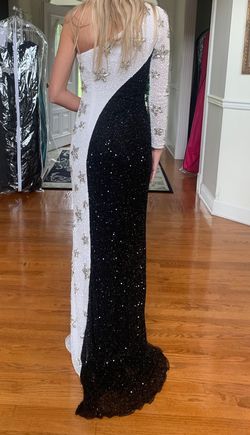 Sherri Hill Black Size 0 Prom Sequined Side Slit Straight Dress on Queenly