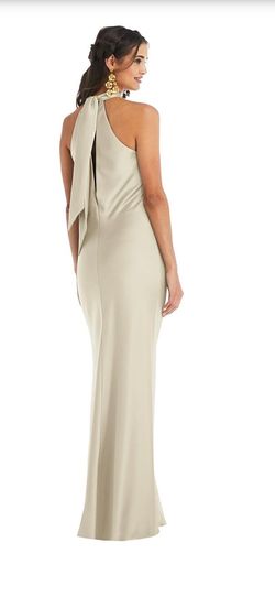 Style LB025 bellas bridesmaids Nude Size 12 Prom Straight Dress on Queenly