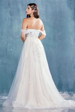 Style A0822 Andrea & Leo Couture White Size 14 Floor Length Tall Height A-line Dress on Queenly