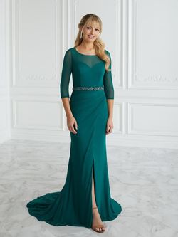 Style 17090 House Of Wu Green Size 10 Tall Height Mermaid Dress on Queenly