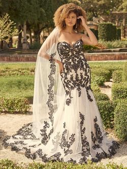 Style 21MC820 Maggie Sottero Black Size 14 Lace Floor Length Mermaid Dress on Queenly