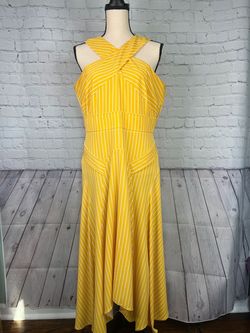 Venus Yellow Size 12 A-line Dress on Queenly