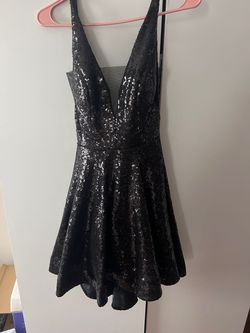 B. Darlin Black Size 0 Homecoming Cocktail Dress on Queenly