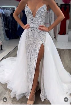 Style 11236 Ashley Lauren White Size 4 Strapless A-line Dress on Queenly