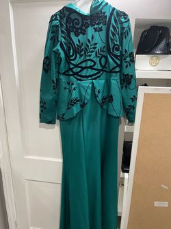 Ayse melek Green Size 10 Floor Length Free Shipping Mermaid Dress on Queenly