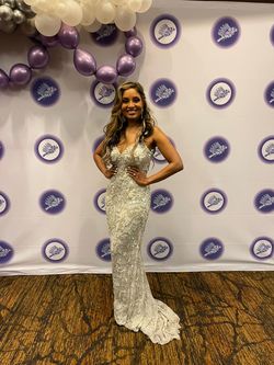 Style 54393 Sherri Hill Silver Size 6 Floor Length Mermaid Dress on Queenly