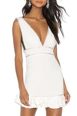 NBD White Size 12 Mini Plunge Nightclub Semi-formal Cocktail Dress on Queenly