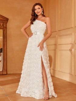 Style FSWD0916 Faeriesty White Size 4 One Shoulder A-line Military Tall Height Straight Dress on Queenly