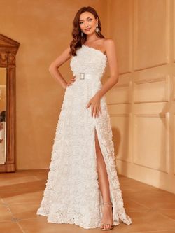 Style FSWD0916 Faeriesty White Size 16 Floor Length Fswd0916 One Shoulder Straight Dress on Queenly