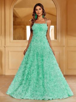 Style FSWD1662 Faeriesty Green Size 0 Floral Backless Straight Dress on Queenly
