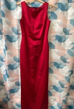 Style 2410 Michael Angelo perfect Red Size 6 Swoop Short Height Straight Dress on Queenly