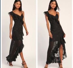 Lulus Black Size 12 Sorority Plus Size Side slit Dress on Queenly