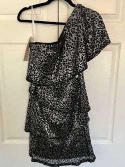 Style TS11263 Tony Bowls Black Size 6 50 Off One Shoulder Cocktail Dress on Queenly