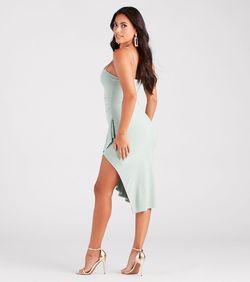 Style 05101-2629 Windsor Green Size 8 Ruffles Cocktail Side slit Dress on Queenly