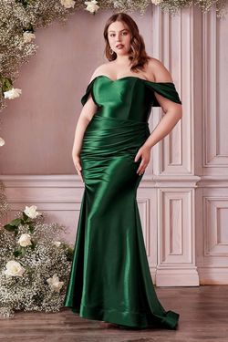 Style CDCH163C Cinderella Divine Green Size 20 Sweetheart Tall Height Floor Length Mermaid Dress on Queenly