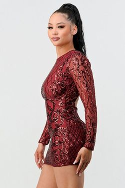 Style PD5648 Privy Red Size 2 Long Sleeve Pattern Cocktail Dress on Queenly