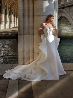 Style Pruneti Nicole Milano White Size 14 Silk Pruneti Floor Length Train Mermaid Dress on Queenly