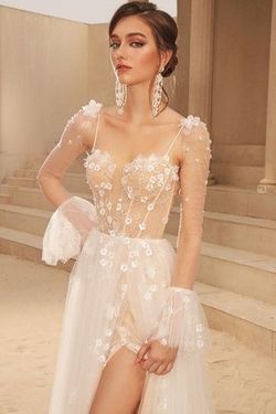 Style Bianca Chic Nostalgia Nude Size 10 Backless Sweetheart Ivory Tall Height Lace Mermaid Dress on Queenly
