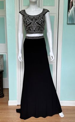 Style 11000 Blush Prom Black Size 12 Pageant Beaded Top Tall Height A-line Dress on Queenly