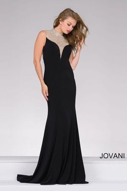 Style 42240 Jovani Black Size 2 50 Off Plunge Mermaid Dress on Queenly