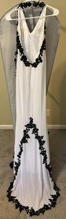 Prima Donna Collection White Size 4 Wedding Straight Dress on Queenly