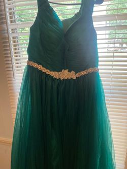 Green Size 16 Ball gown on Queenly