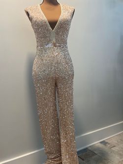 Mac Duggal Nude Size 2 Plunge Jumpsuit Dress on Queenly