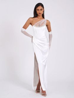 Style 2524MC33White MISS LOLA White Size 12 Prom Wedding Plus Size Side slit Dress on Queenly