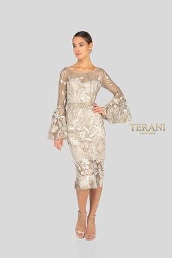 Style 1913C9065 Terani Couture Nude Size 4 Homecoming Boat Neck Cocktail Dress on Queenly